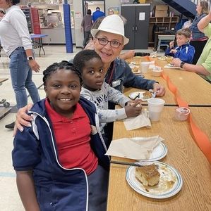 Meet your Posher, Janet